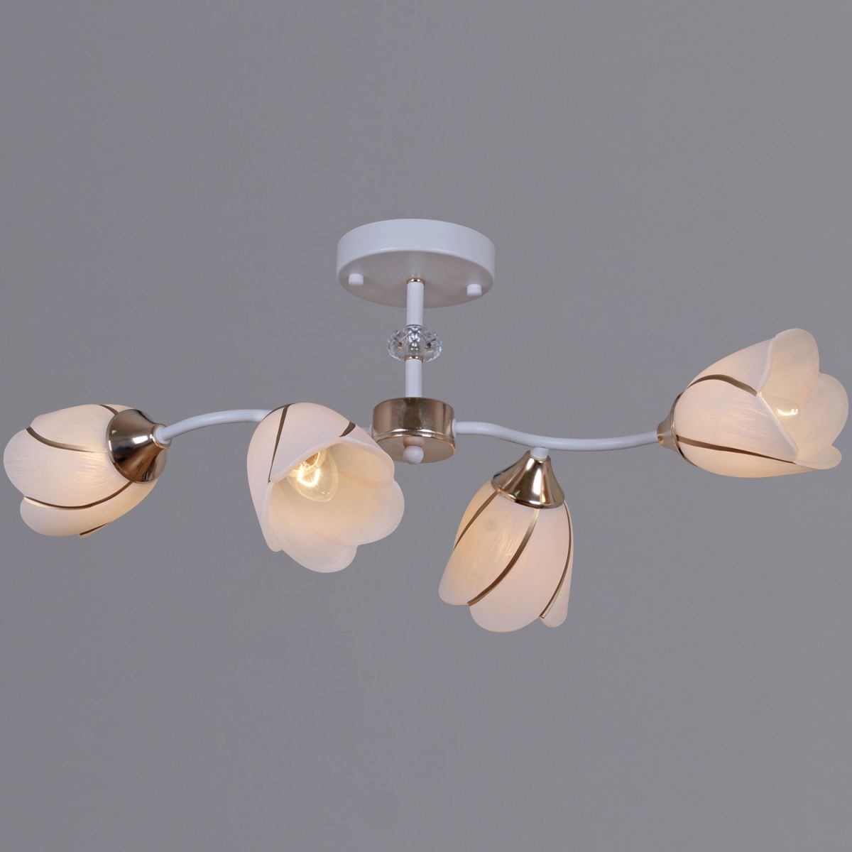 Потолочная люстра Reluce 35360-0.3-04 WH+FG