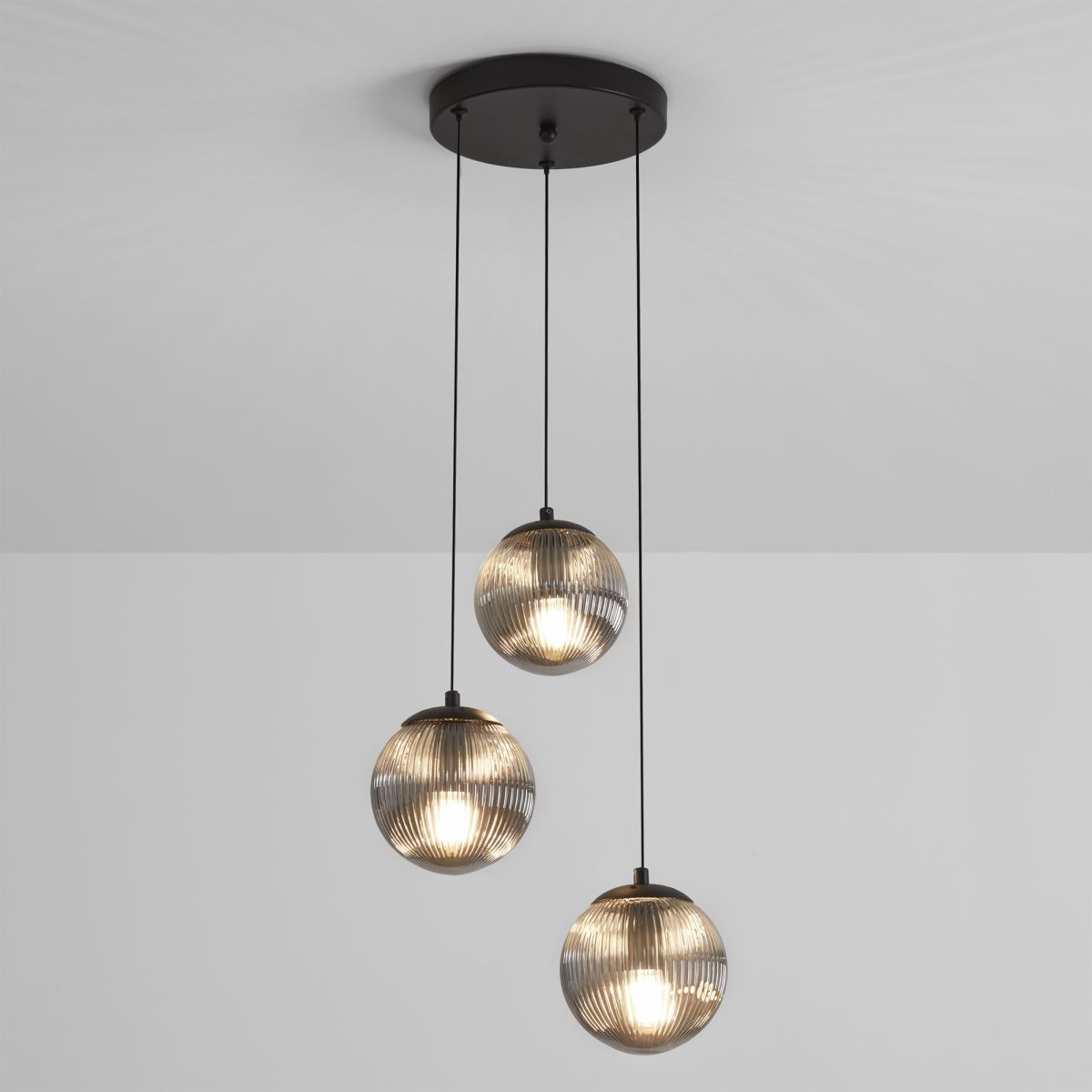 Подвесной светильник Freya Ava FR5564PL-03B