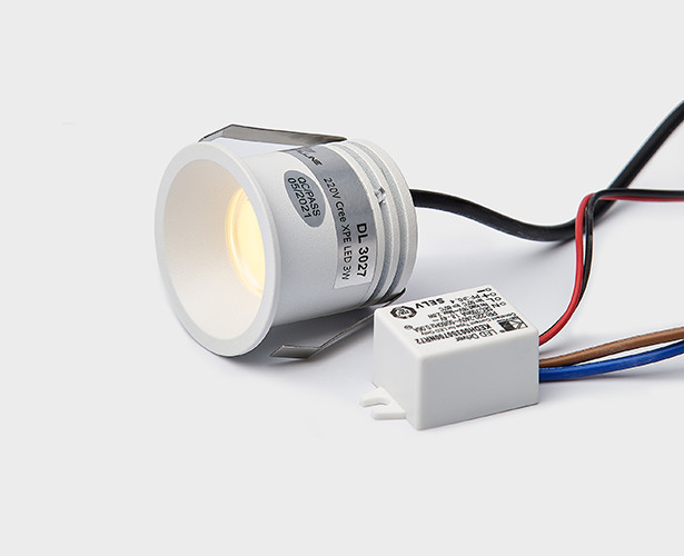 Встраиваемый светильник Italline DL 3027 white