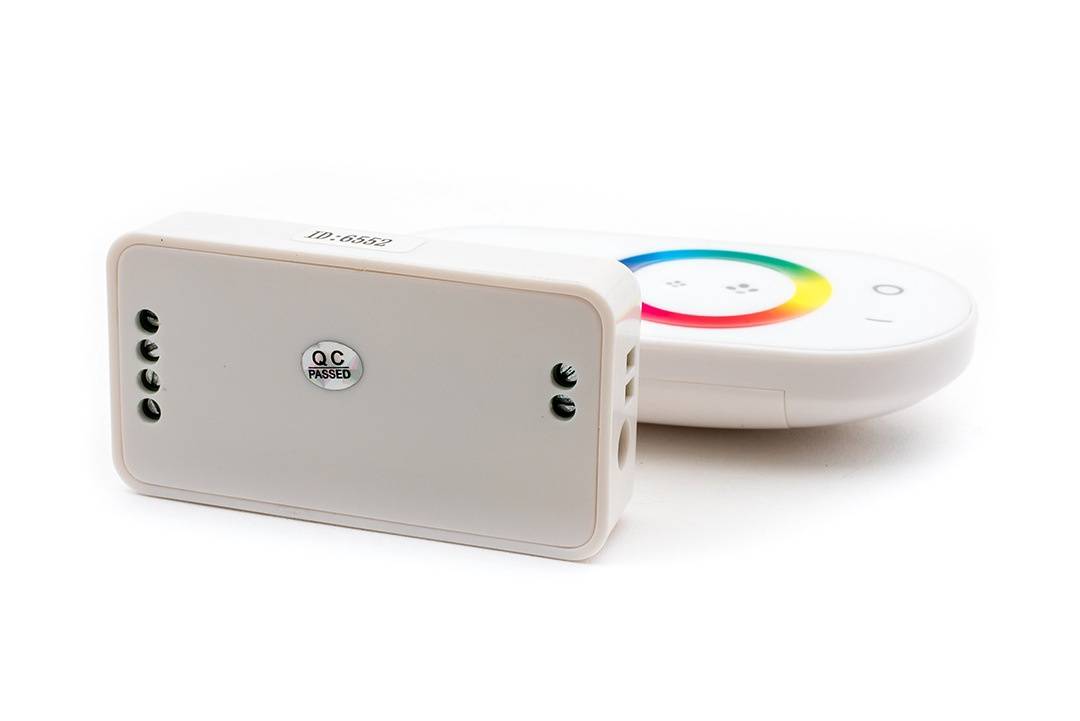 Контроллер для ленты SWG RF-RGB-S-18A-WH2 00000000963