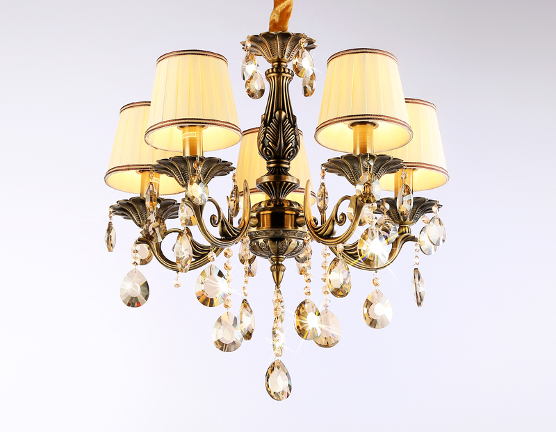 Подвесная люстра Ambrella Light Traditional TR4577