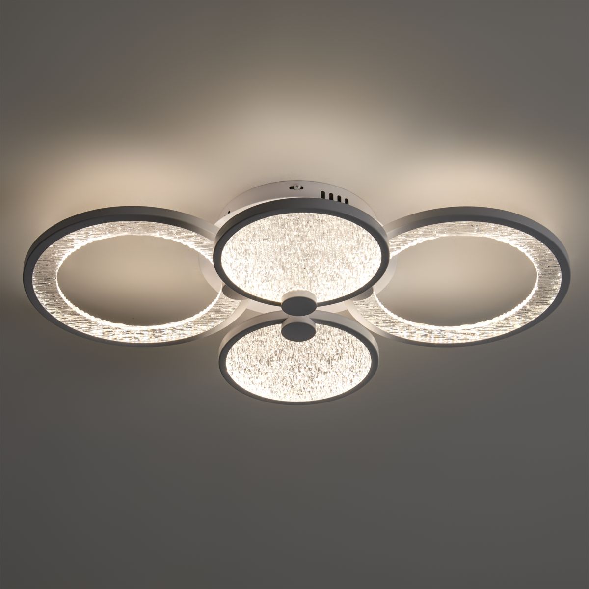 Потолочный светильник Freya Market FR6199CL-L150W