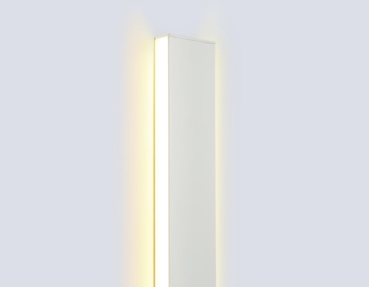 Настенный светильник Ambrella Light Comfort FL76137