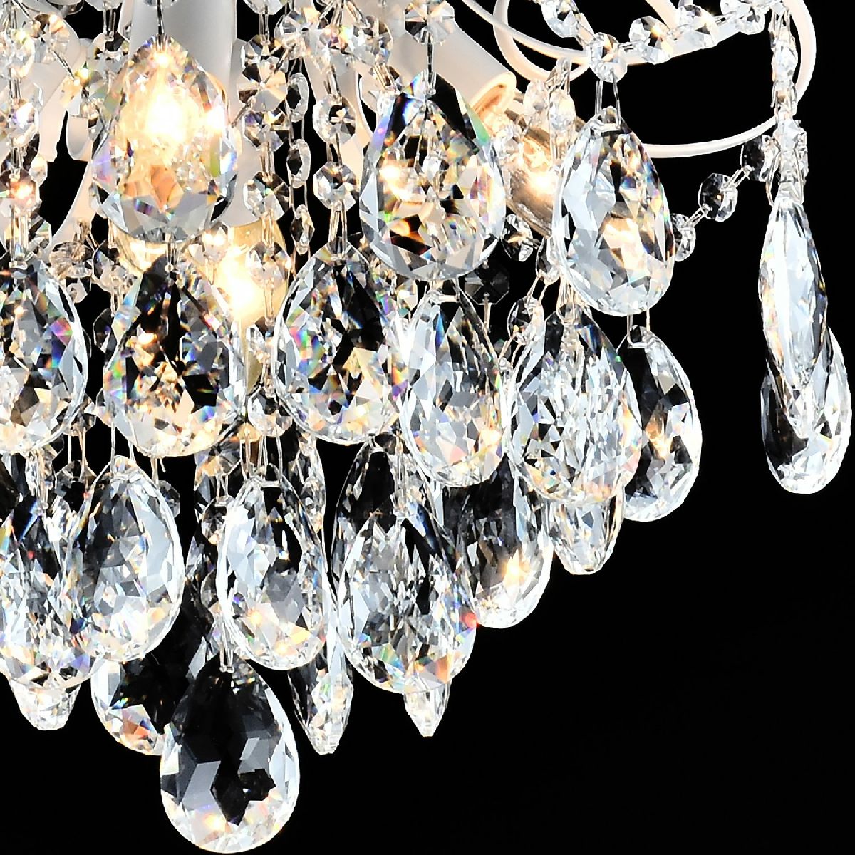 Потолочная люстра Reluce 04024-0.3-04 WH+SILVER PN+RGB