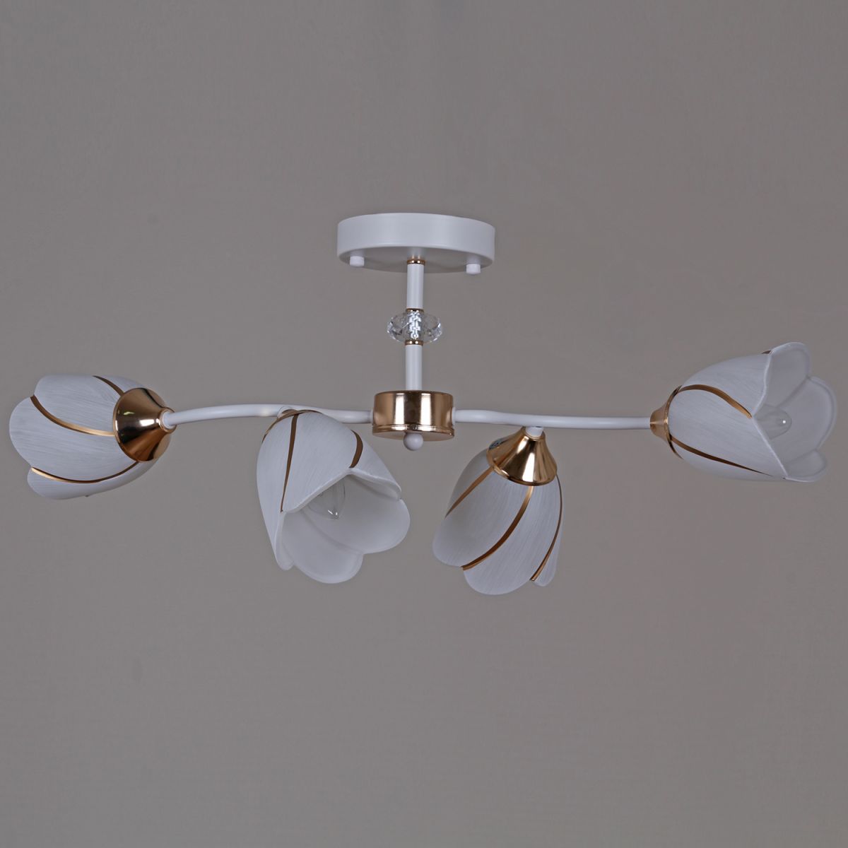 Потолочная люстра Reluce 35360-0.3-04 WH+FG