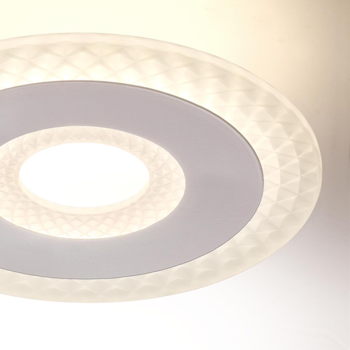 Потолочная люстра Lumion Ledio Vandy 8016/70CL