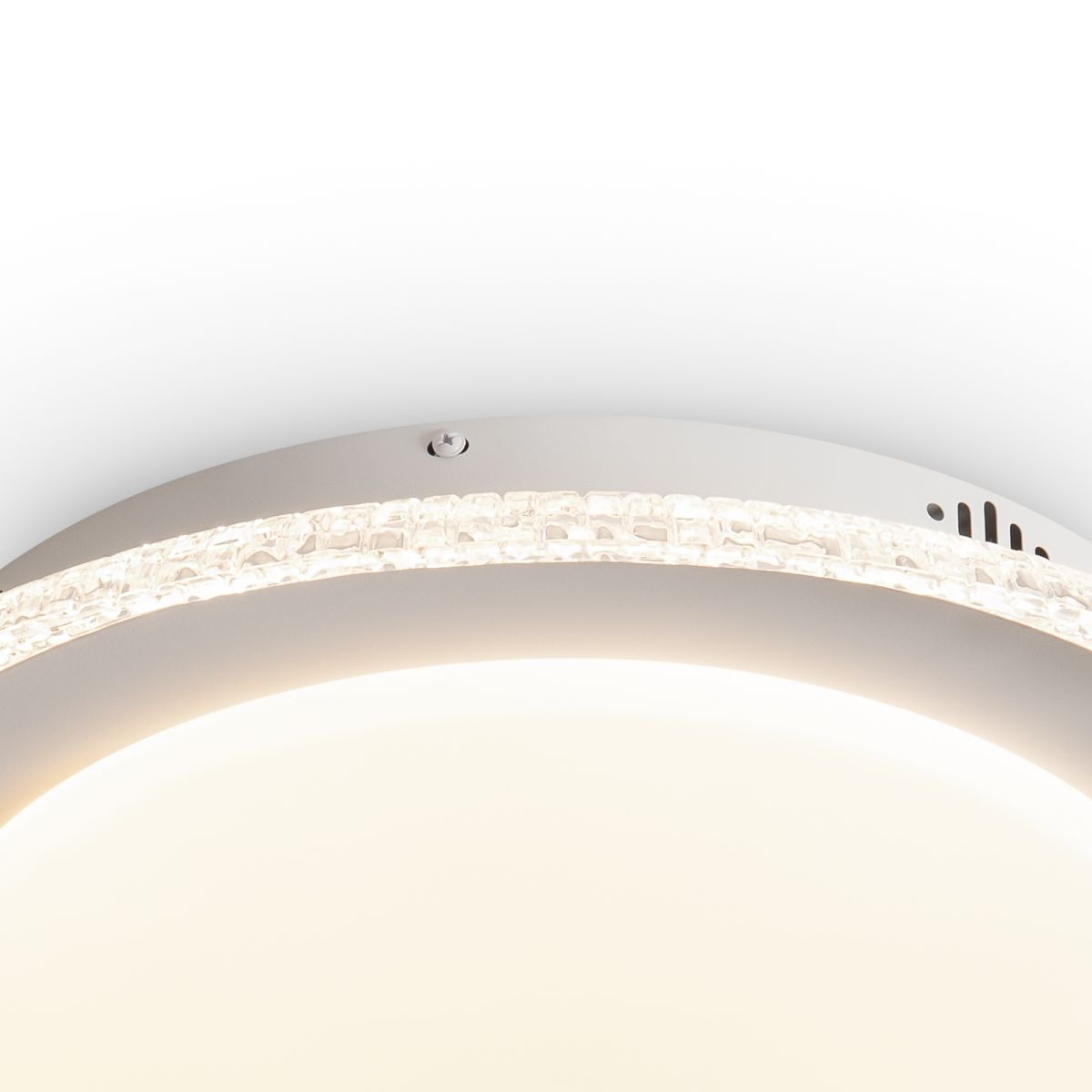 Потолочный светильник Freya Galla FR6243CL-L106W