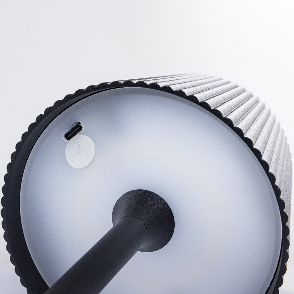 Уличный светильник Arte Lamp Fuyue A1616LT-1BK