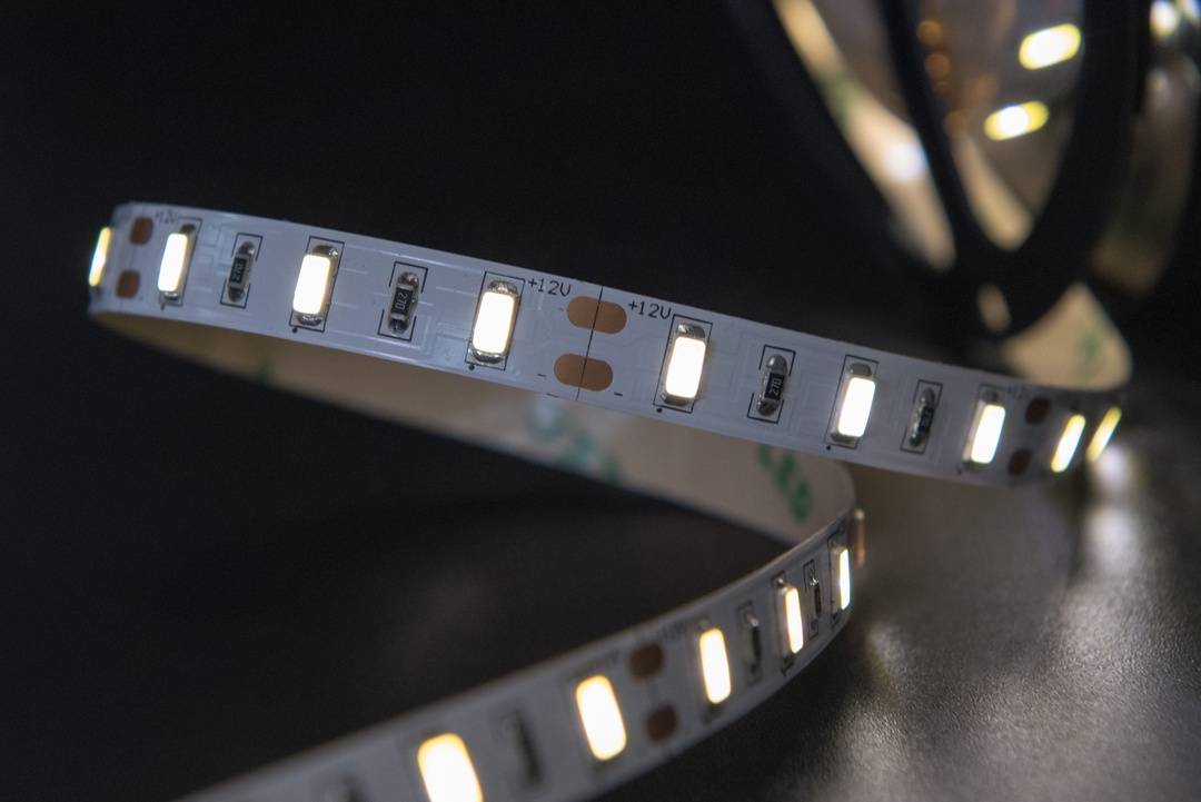 Светодиодная лента SWG SWG660-12-12-NW-M 009275