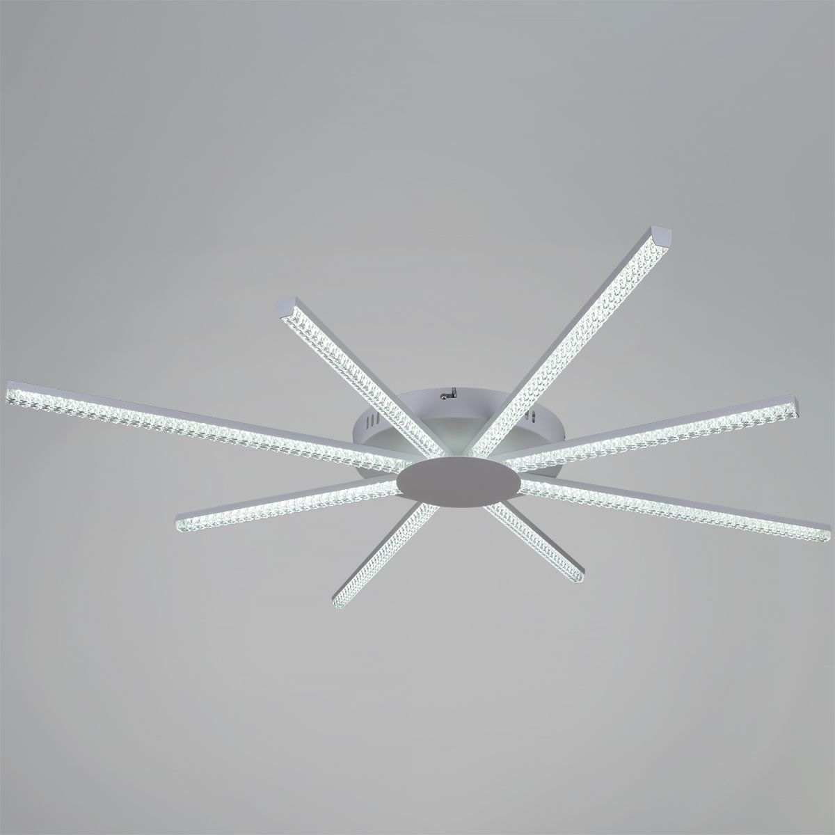 Потолочная люстра Reluce 06537-0.3-4+4 WH