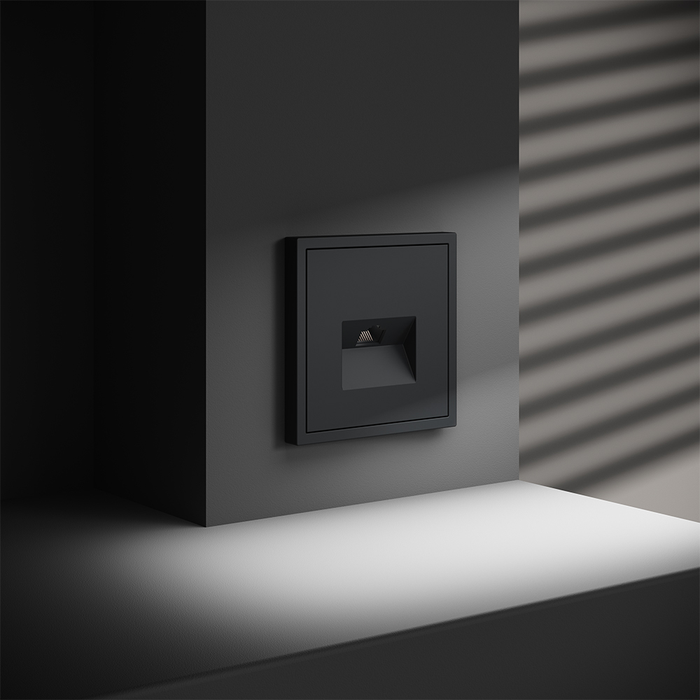 Розетка компьютерная Voltum S70 VLS060107