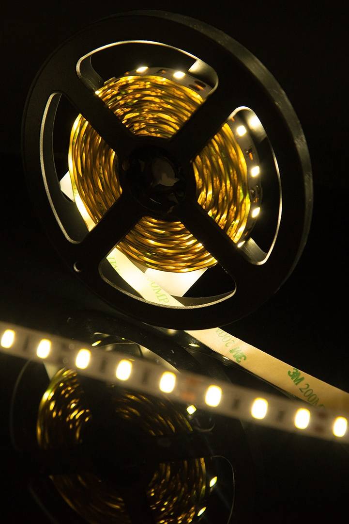 Светодиодная лента SWG SWG660-12-12-NW-M 009275