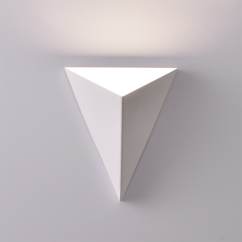 Настенный светильник Arte Lamp Trapeze A2033AP-1WH