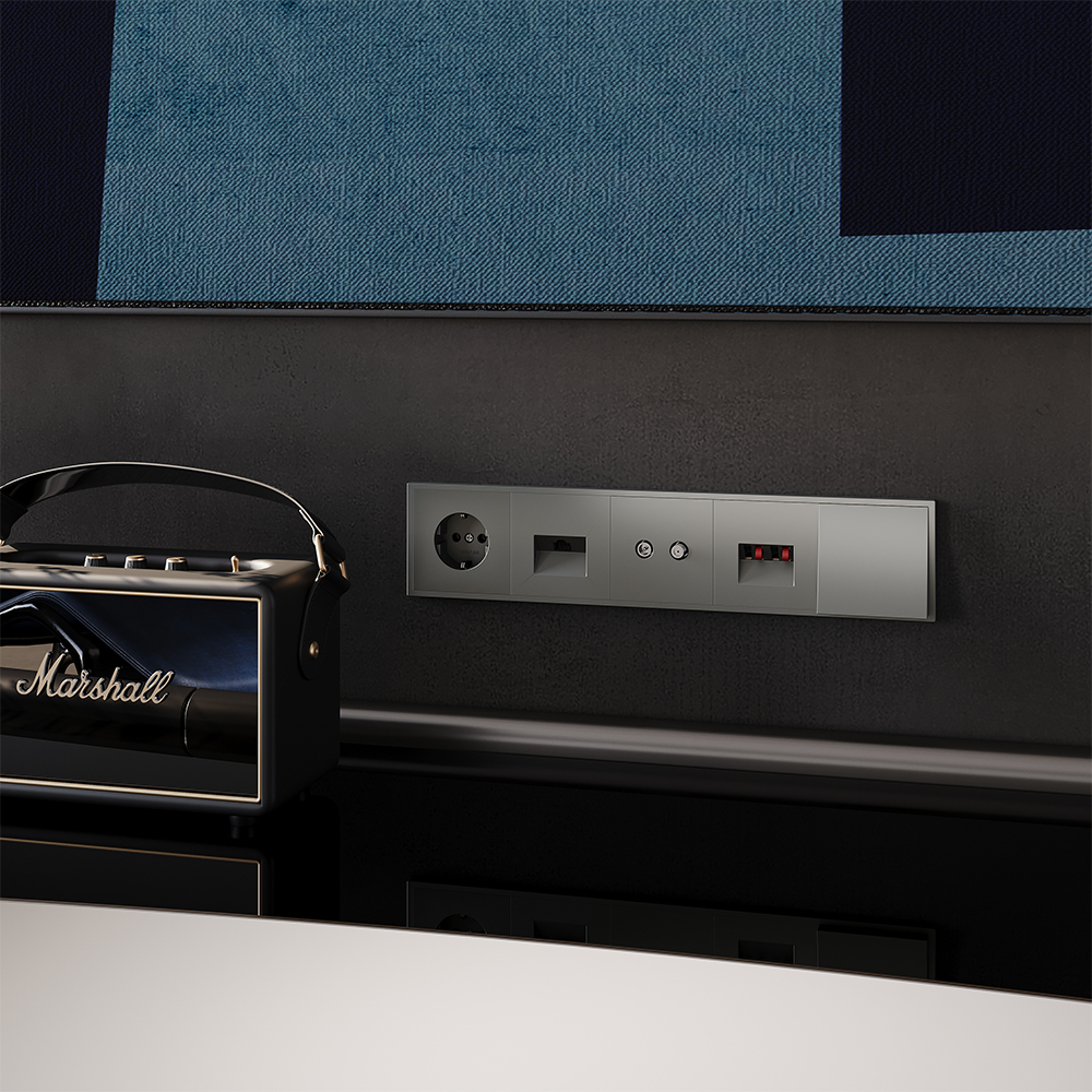 Розетка компьютерная Voltum S70 VLS060106