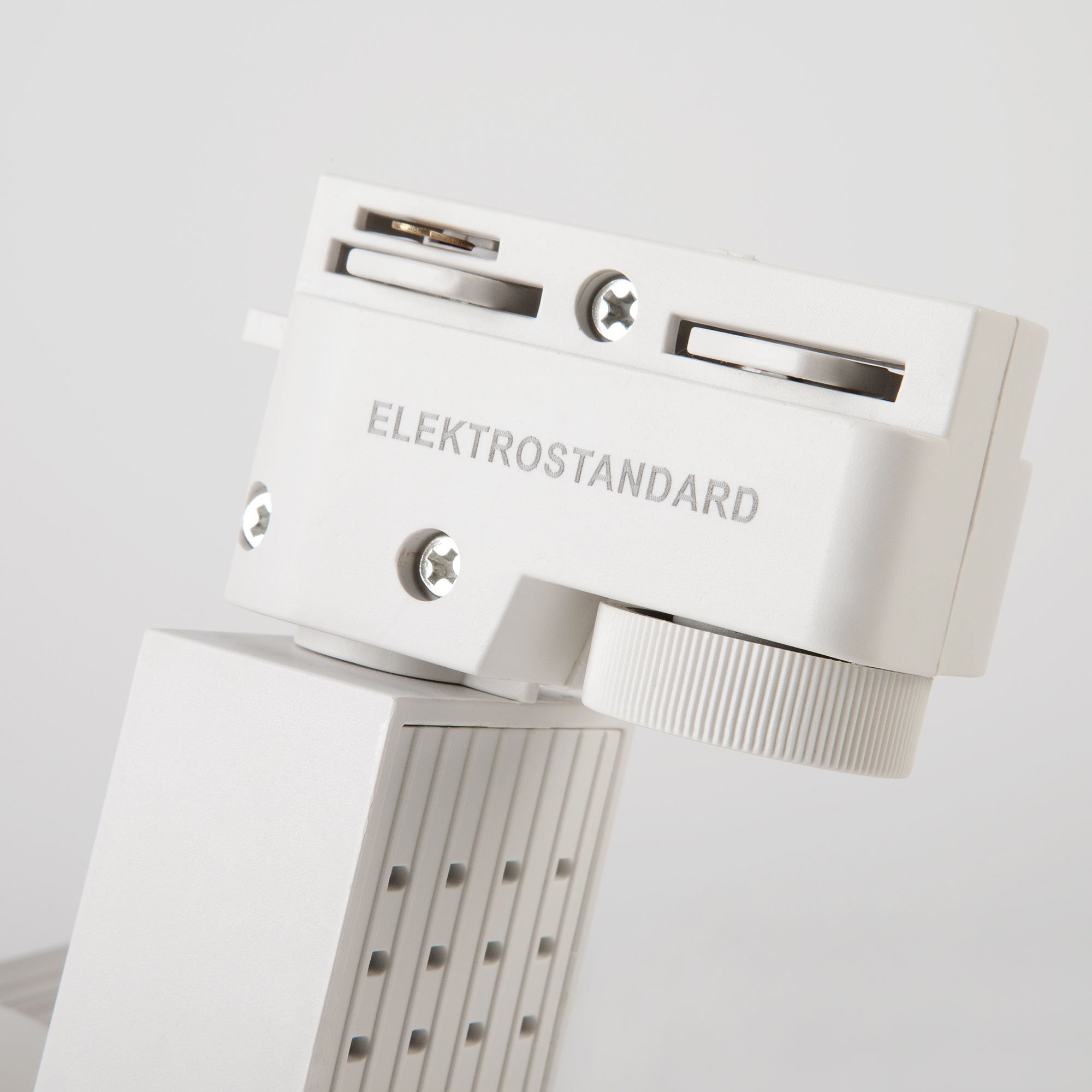 Трековый светодиодный светильник Elektrostandard Accord 30W 4200K 4690389112256 - Elektrostandard.net Трековый светодиодный светильник Elektrostandard Accord 30W 4200K 4690389112256