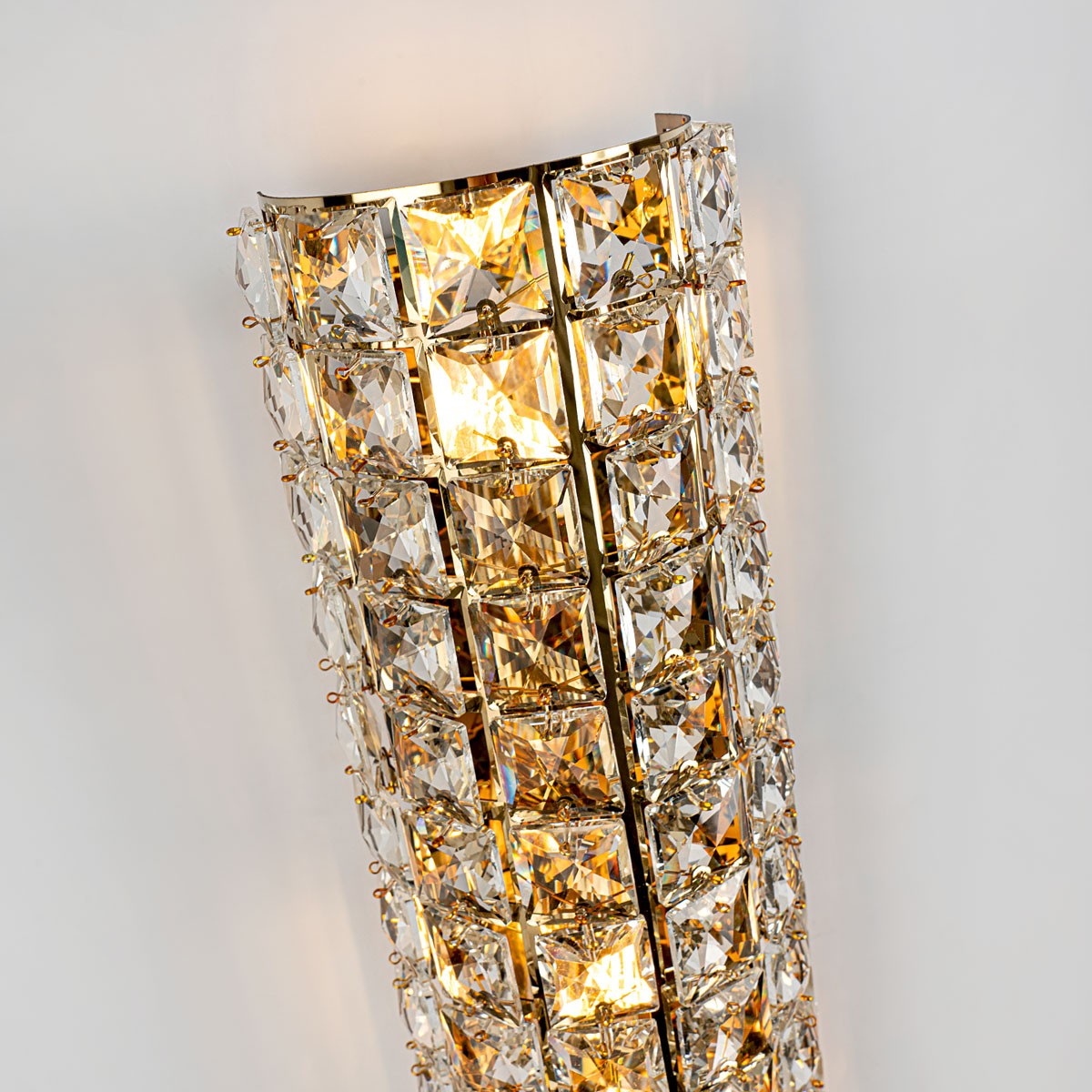 Настенный светильник Modelux ML.558.450 GD