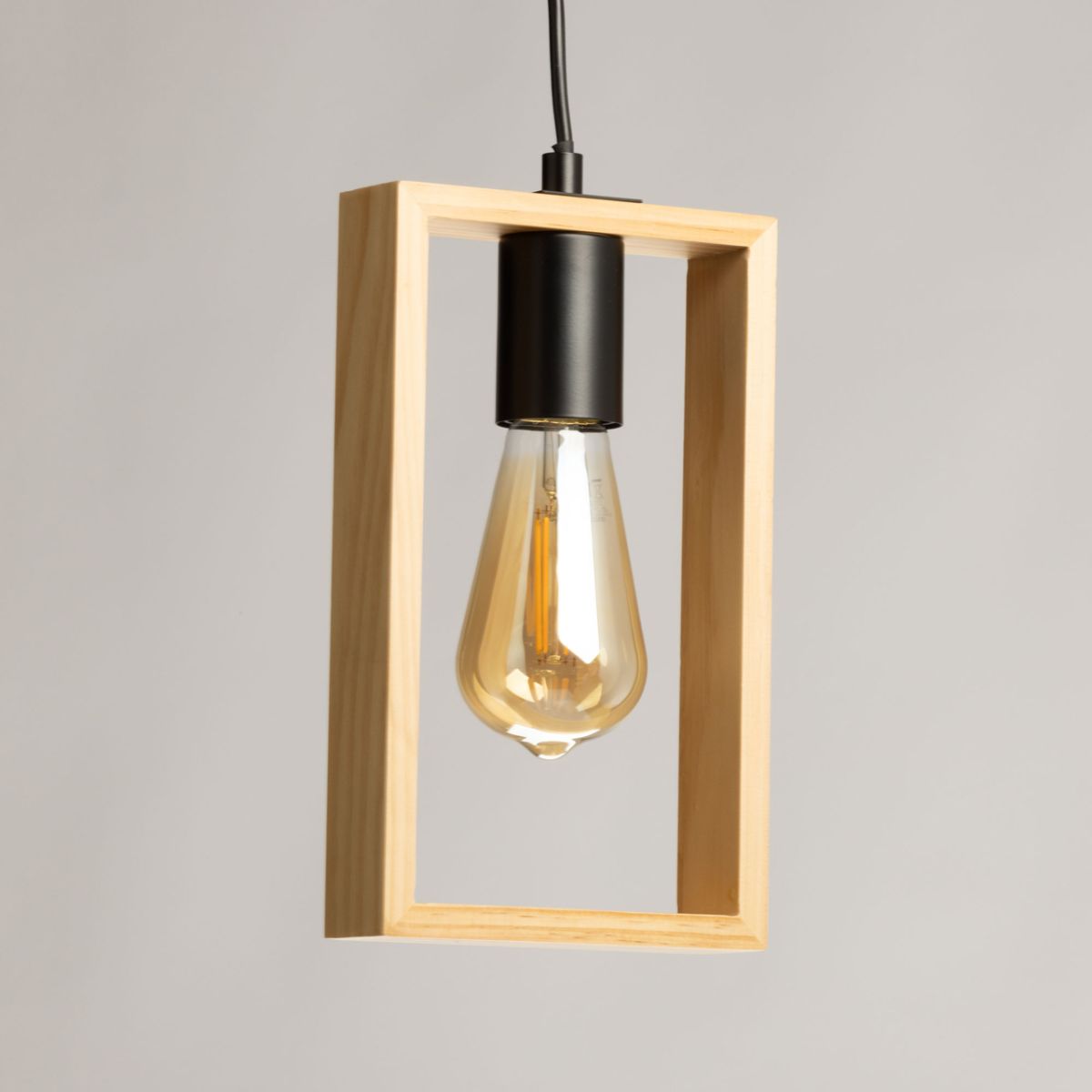 Подвесной светильник De Markt Акцент 680013801