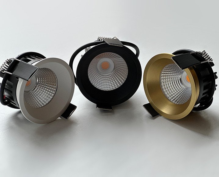 Встраиваемый светильник Italline IT08-8035 gold 3000K
