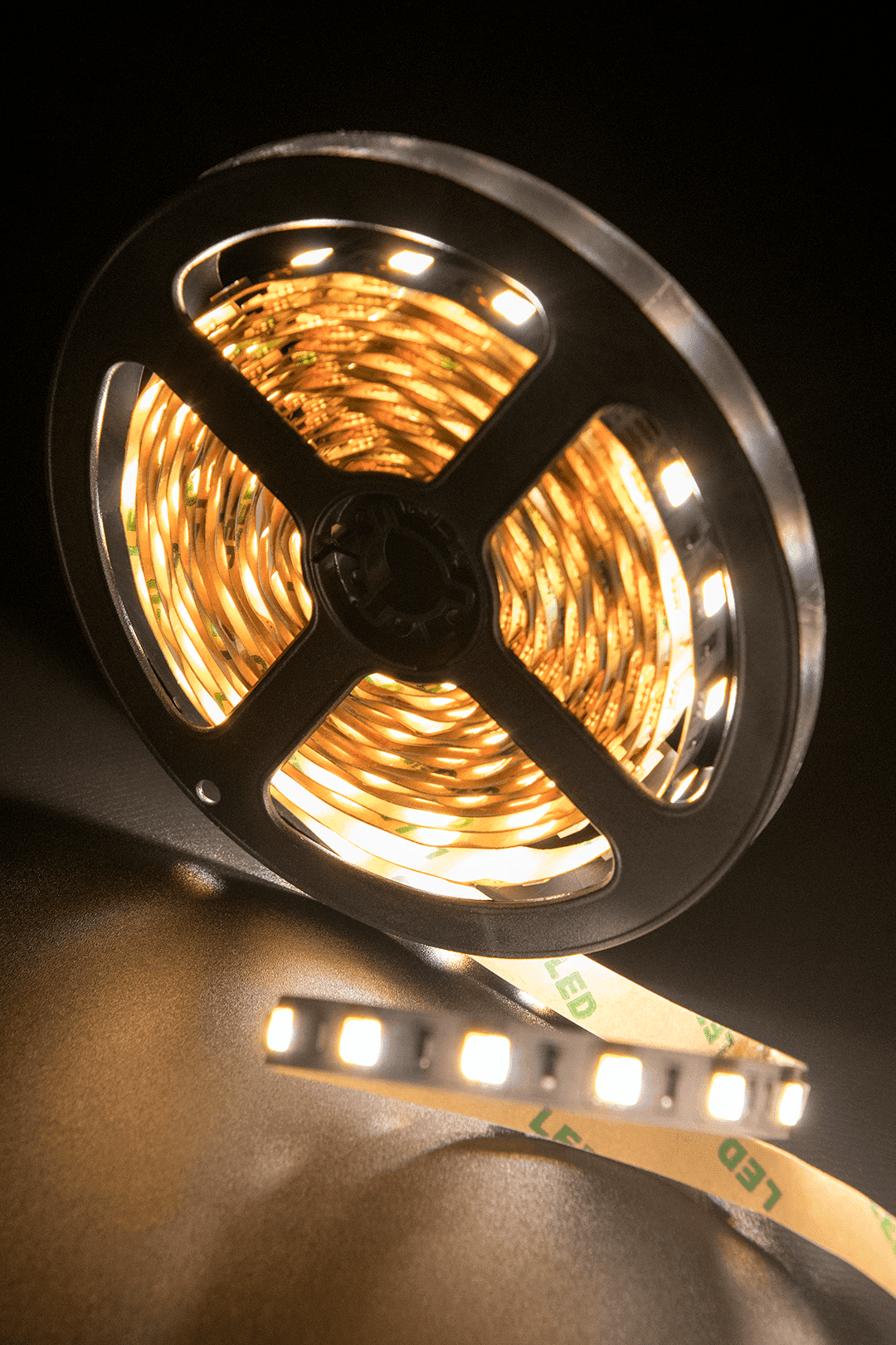 Светодиодная лента SWG SWG560-24-14.4-WWW-M 009709