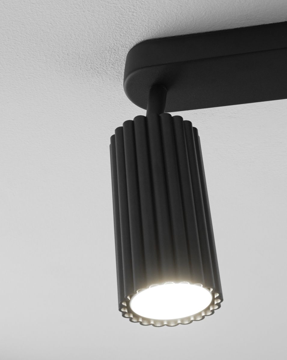 Спот Moderli Cora V11775-3C