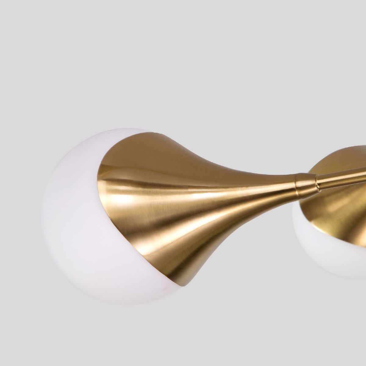 Люстра на штанге Eurosvet 60168/8 латунь Smart a068273