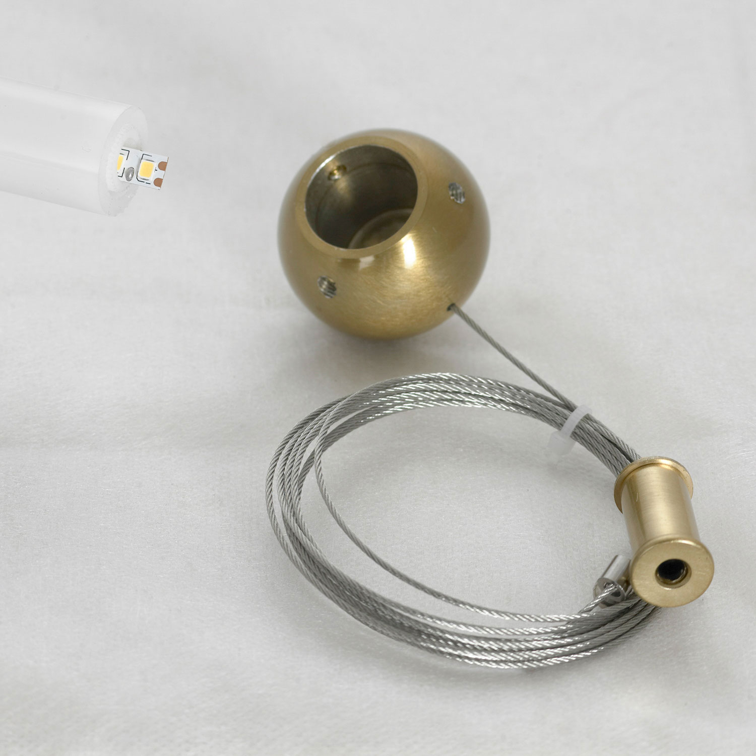 Подвесная люстра Lussole Concord LSP-7021