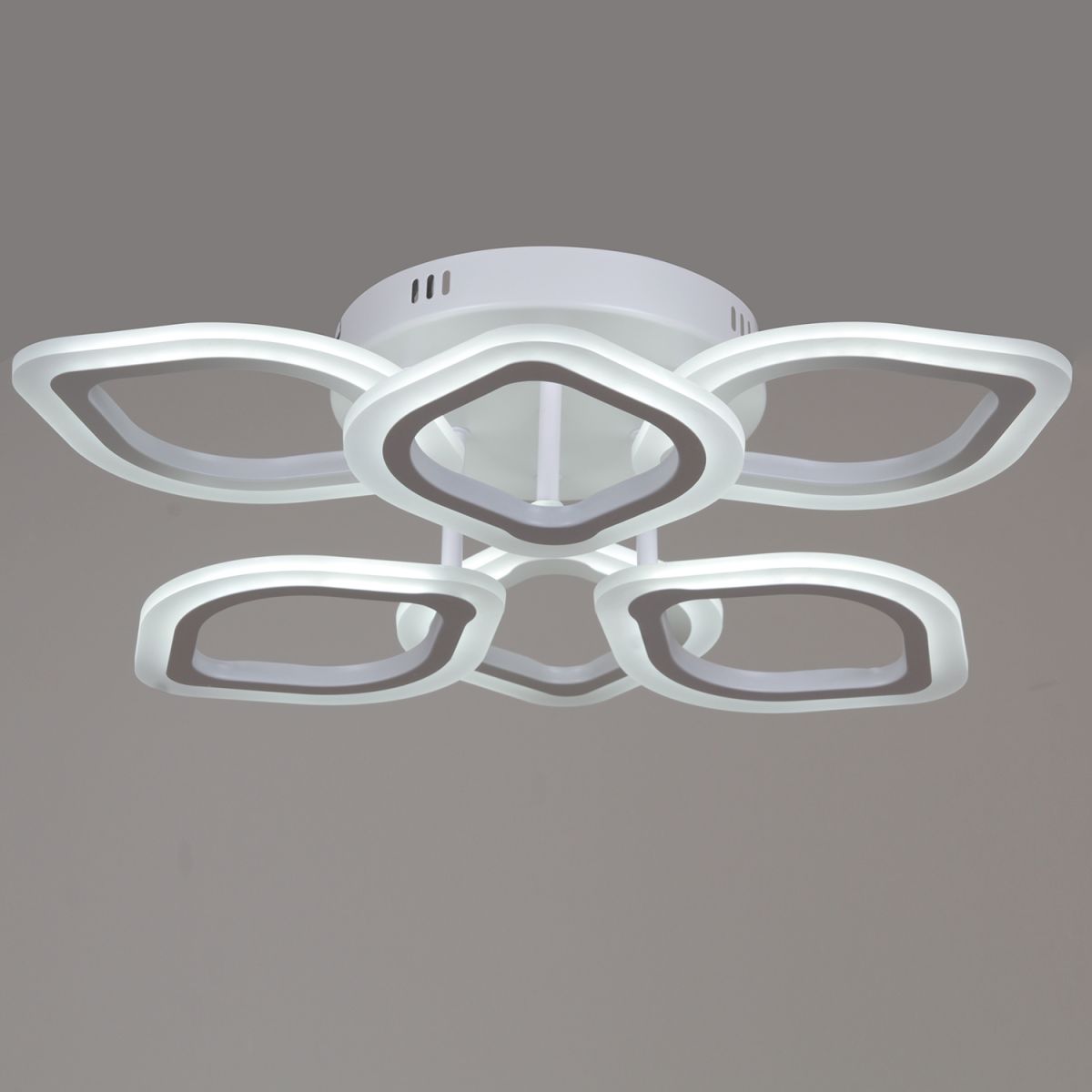 Потолочная люстра Reluce 10320-0.3-3+3S WH