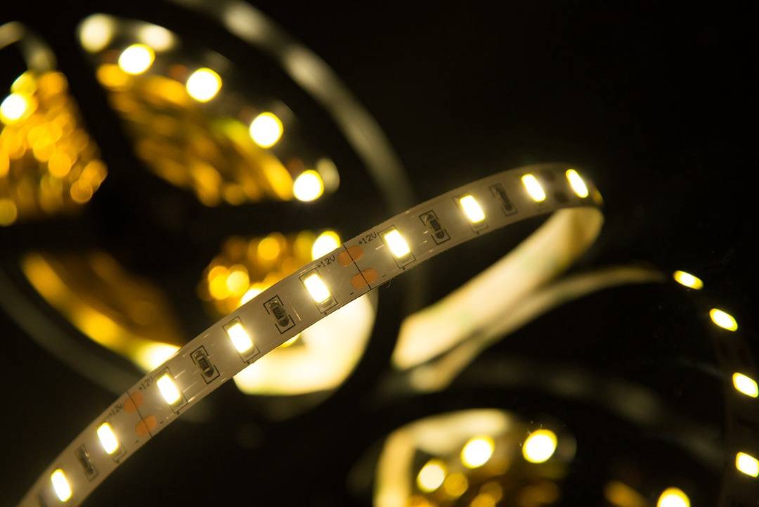 Светодиодная лента SWG SWG660-12-12-NW-M 009275