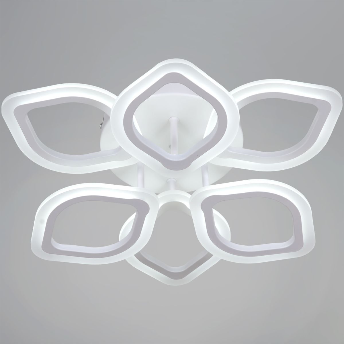 Потолочная люстра Reluce 10320-0.3-3+3S WH