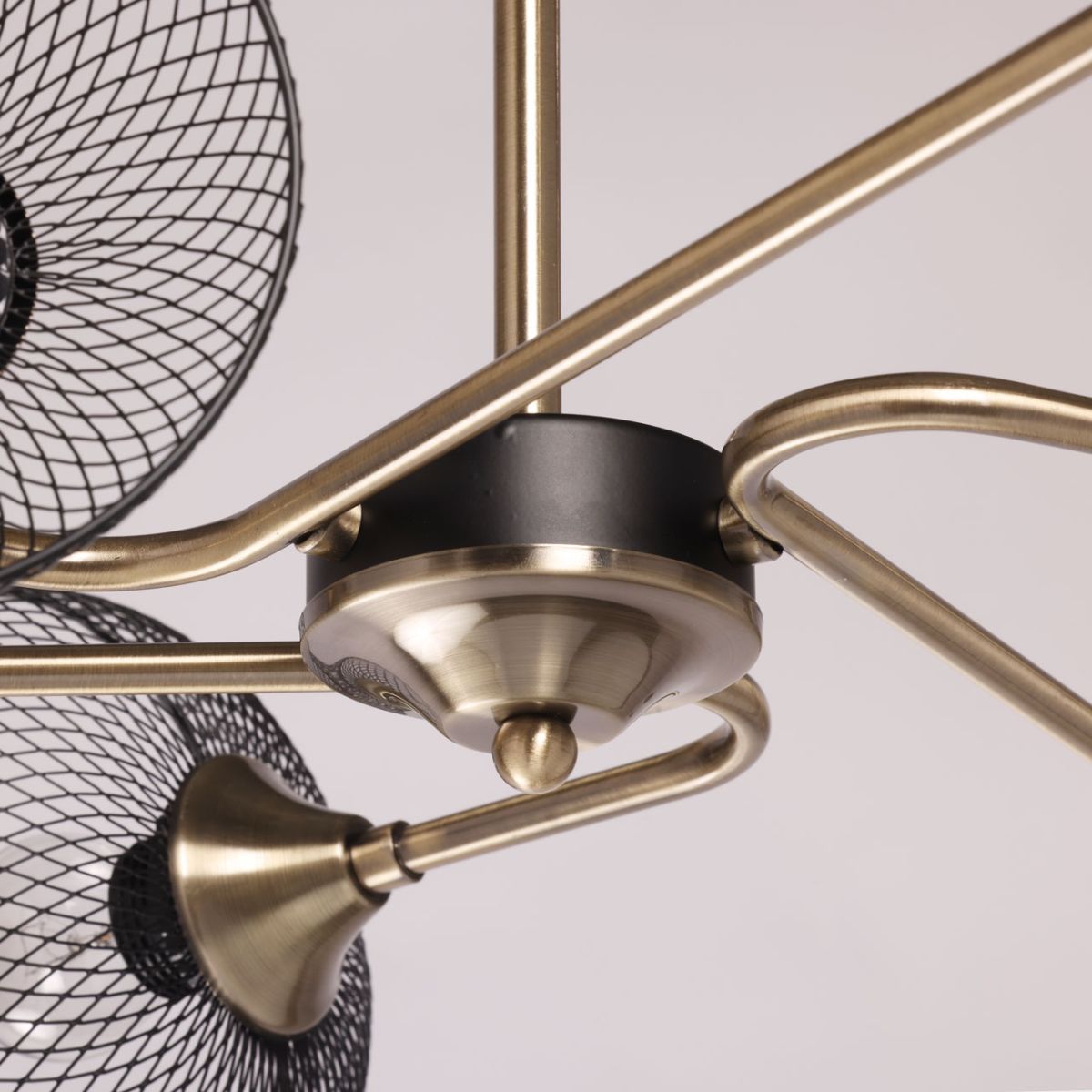 Люстра на штанге De Markt Вита 220014206