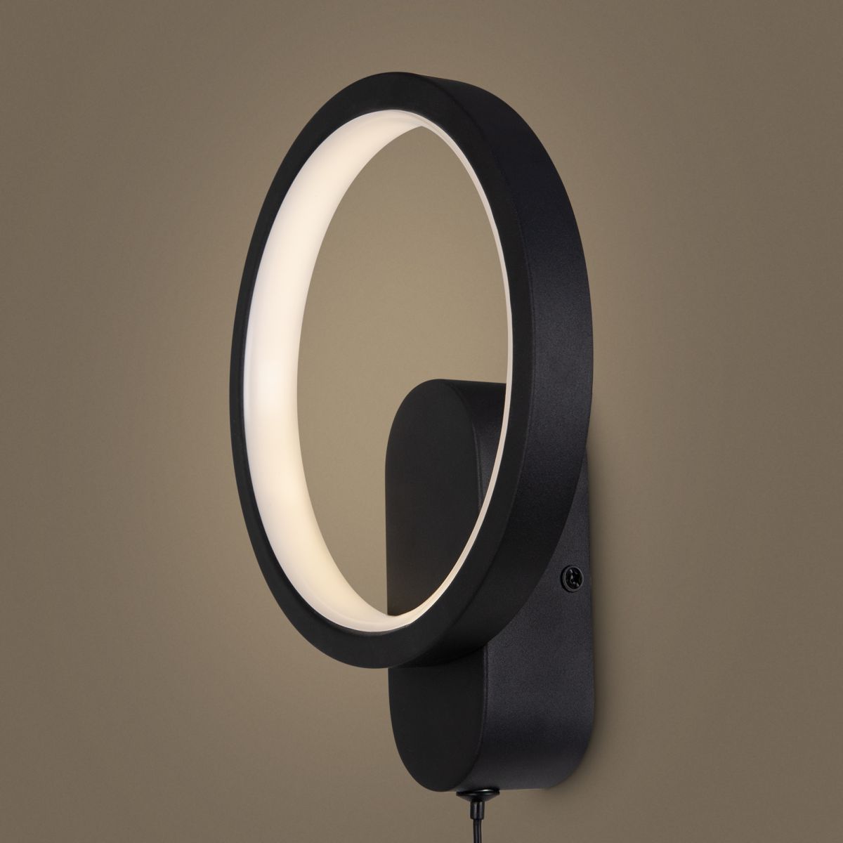 Настенный светильник Freya Beady FR6110WL-L15B