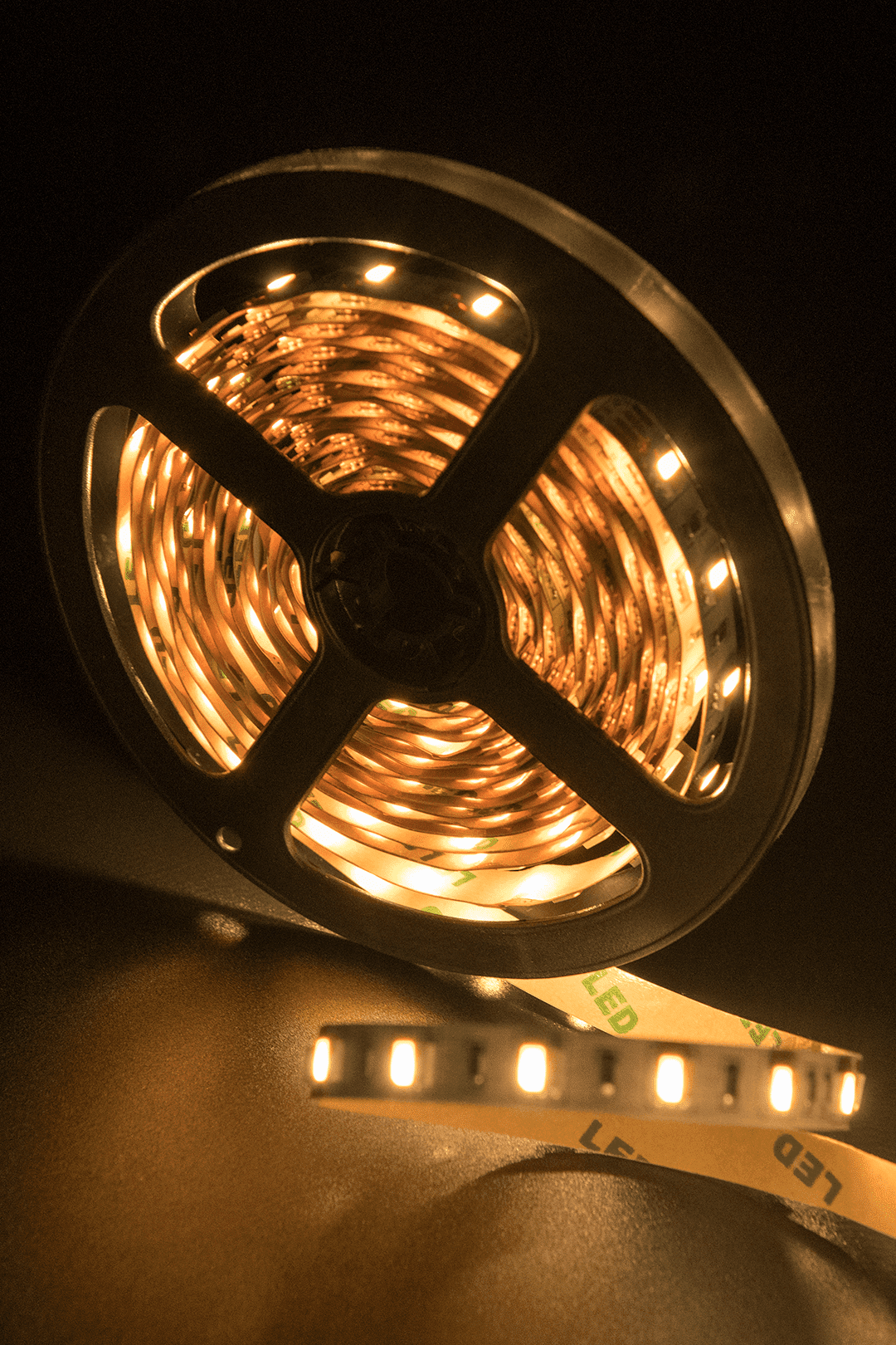 Светодиодная лента SWG SWG560-24-14.4-WWW-M 009709