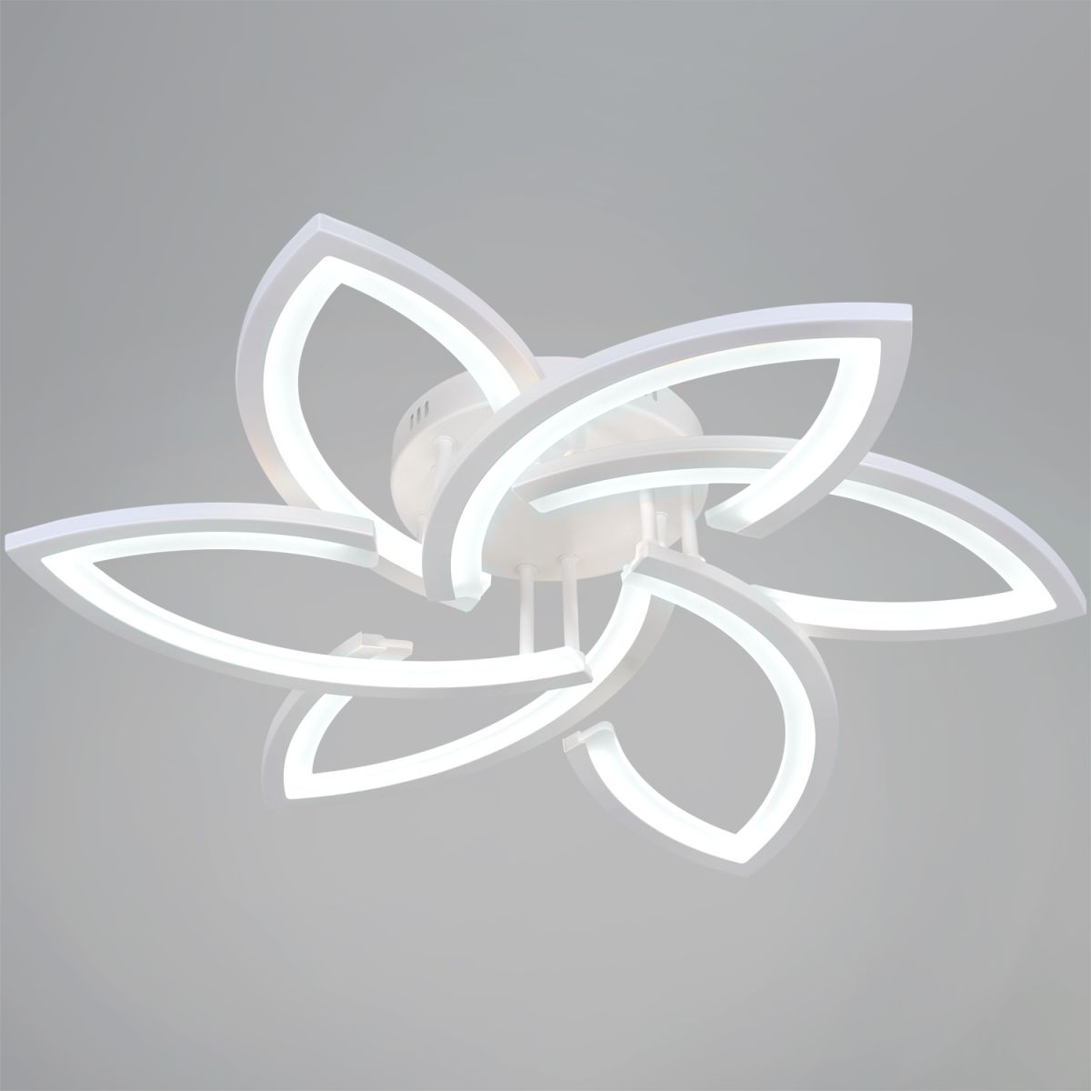 Потолочная люстра Reluce 54090-0.3-3+3 WH