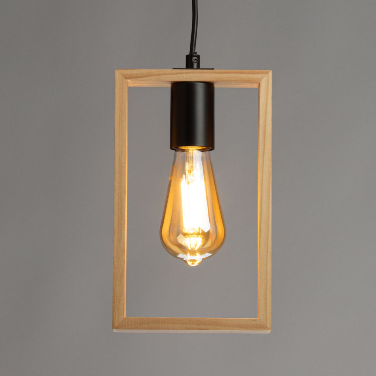 Подвесной светильник De Markt Акцент 680013801