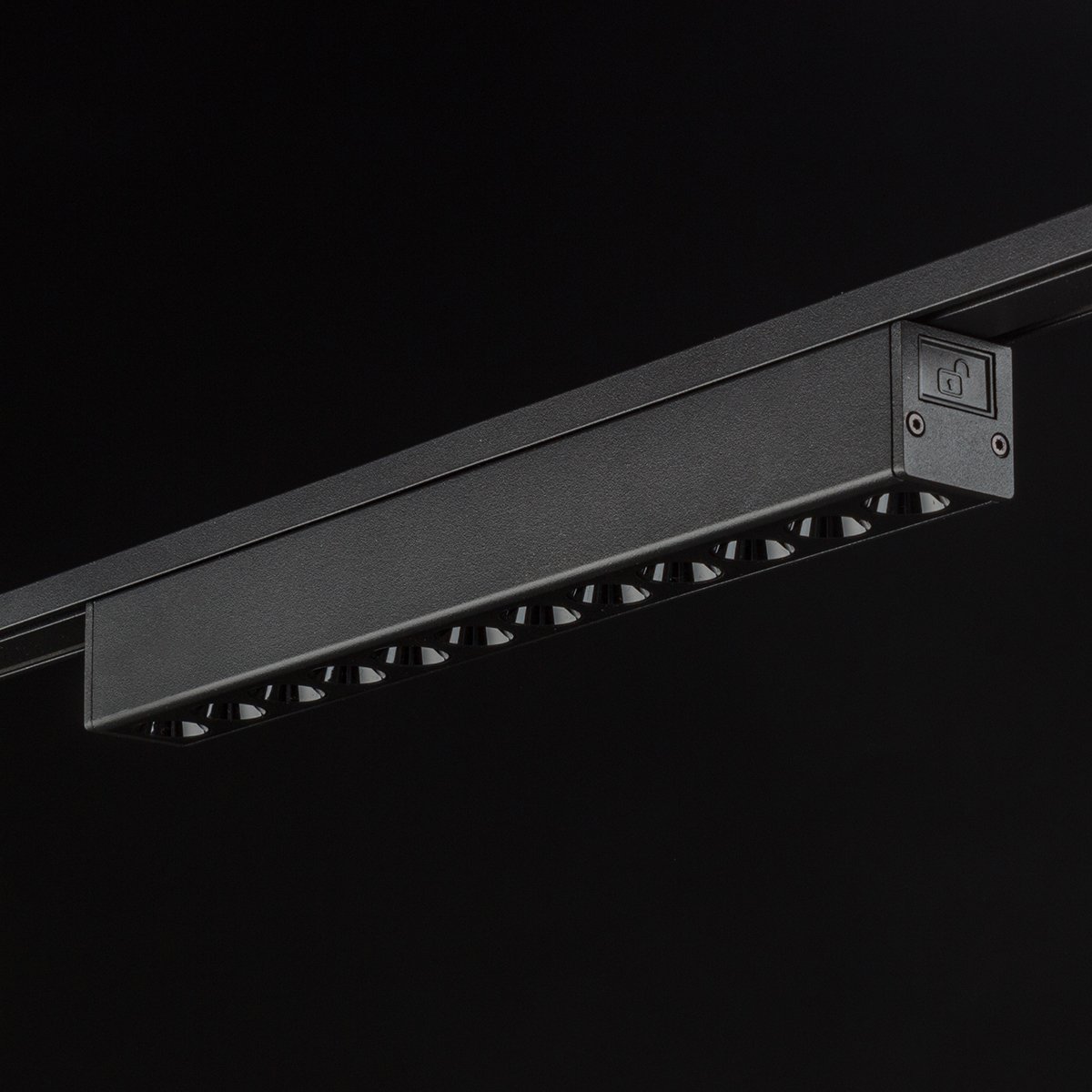 Трековый светильник SWG PRO DL-SLIM-DRBL-12-CCT 022080