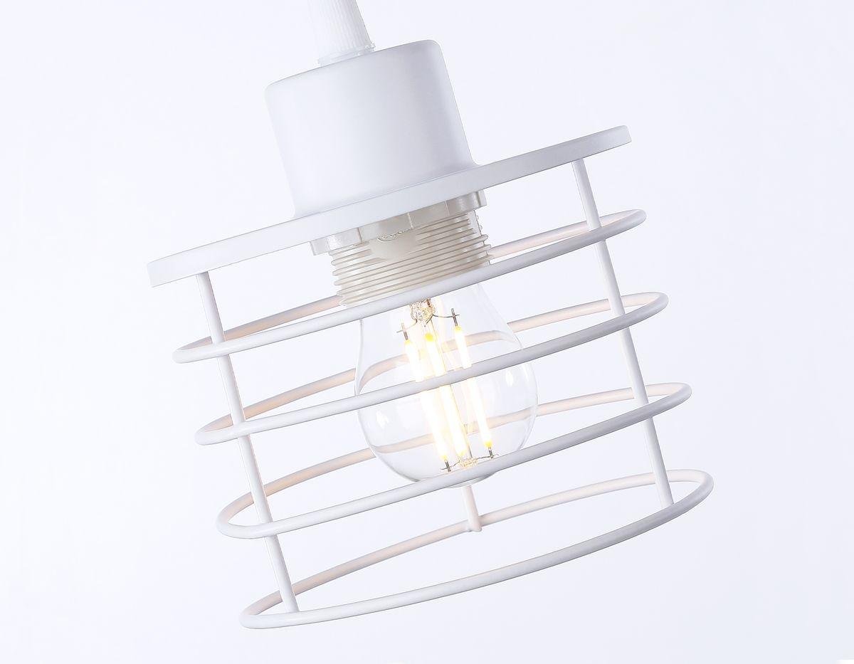 Подвесная люстра Ambrella light Traditional TR8078