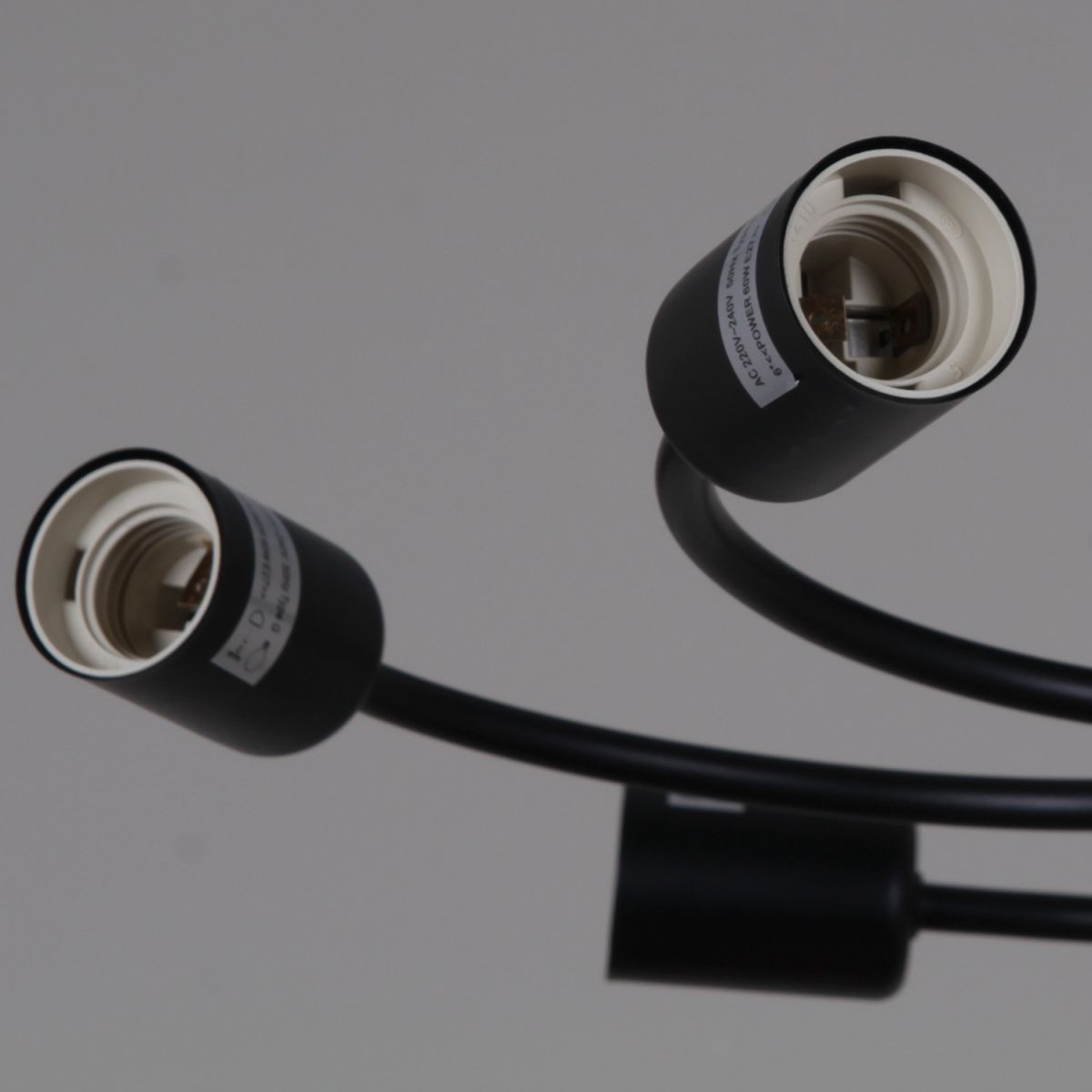 Потолочная люстра Reluce 01735-0.3-06 BK