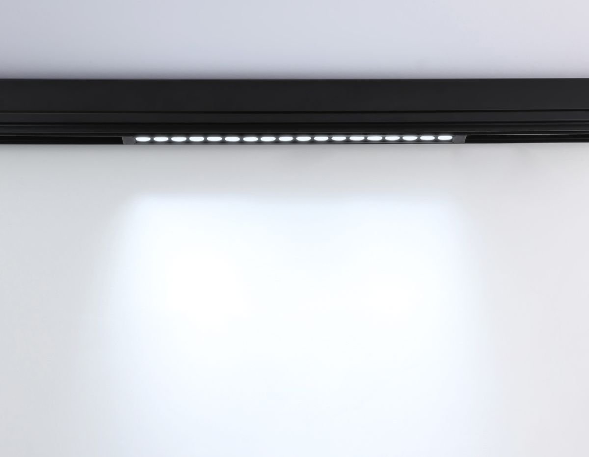 Трековый магнитный светильник Ambrella Light Magnetic 220V GL1314