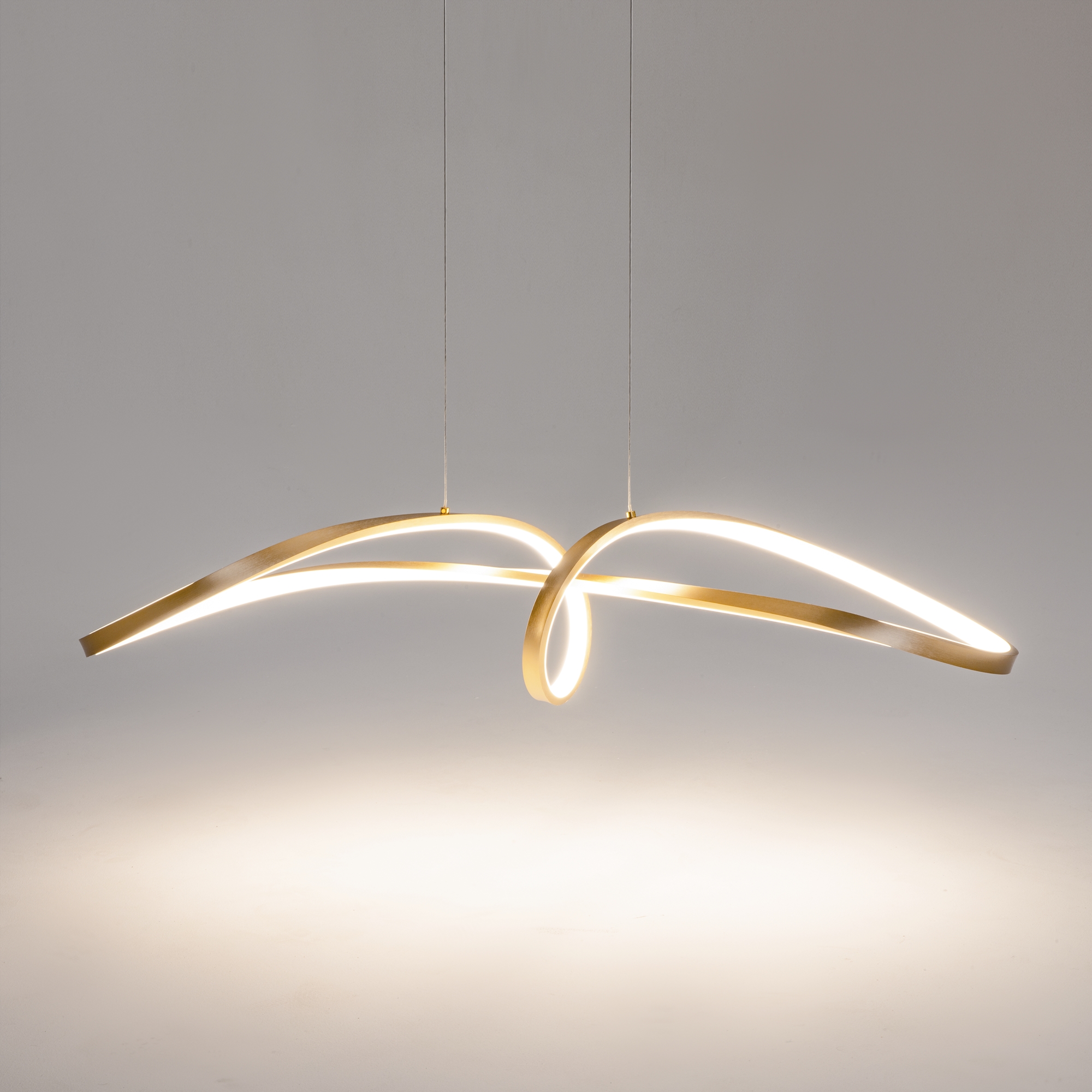 Подвесной светильник Maytoni Curve MOD156PL-L52G4K