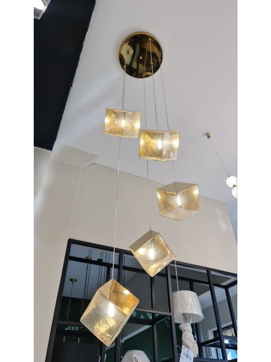 Подвесная люстра Zortes Ice cube ZRS.1005.05