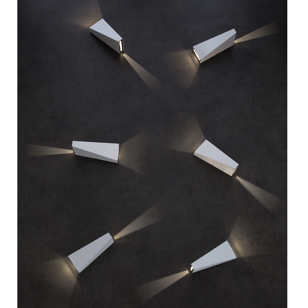 Уличный настенный светильник Arte Lamp Cometa A1524AL-2BK