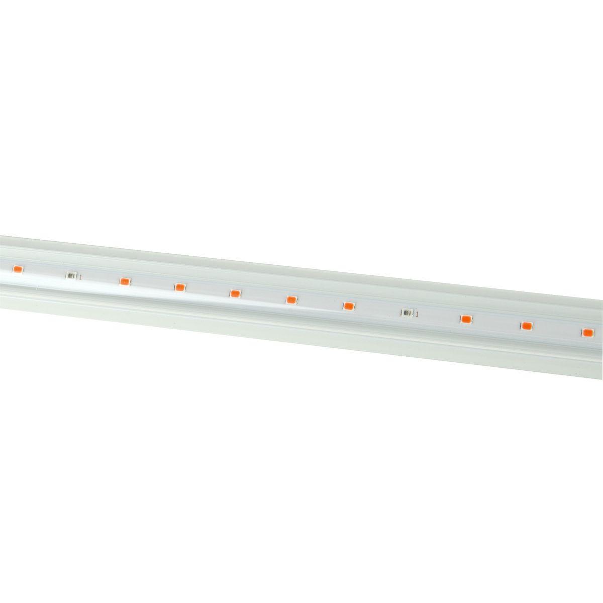 Настенный светодиодный светильник для растений Uniel ULI-P43-24W/SPBX IP40 White UL-00010528
