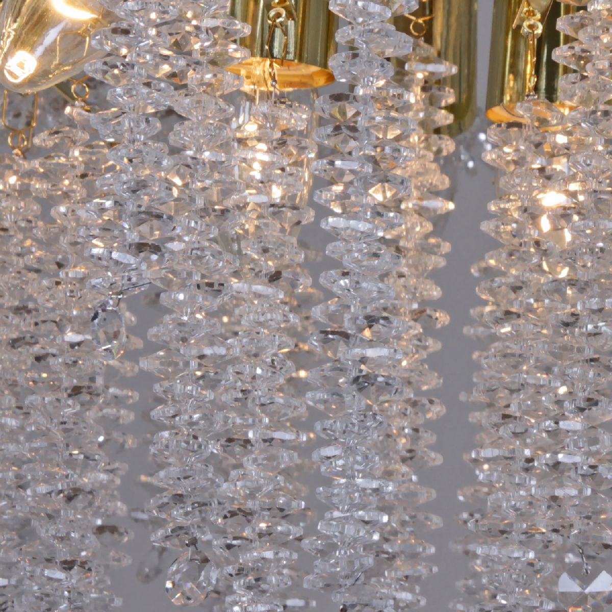 Люстра на штанге Reluce 02384-0.3-5+2 FFG