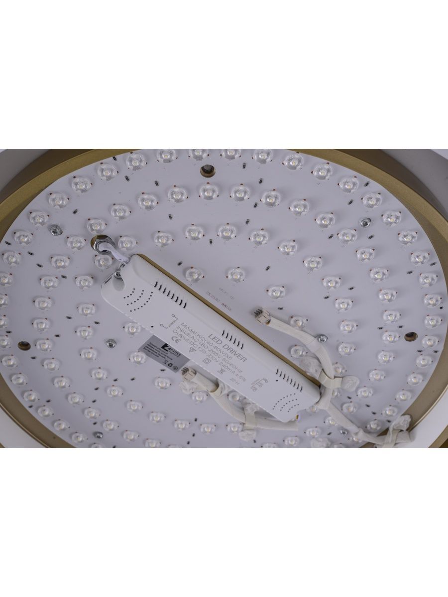 Потолочный светильник Zortes Adel ZRS.1200.01