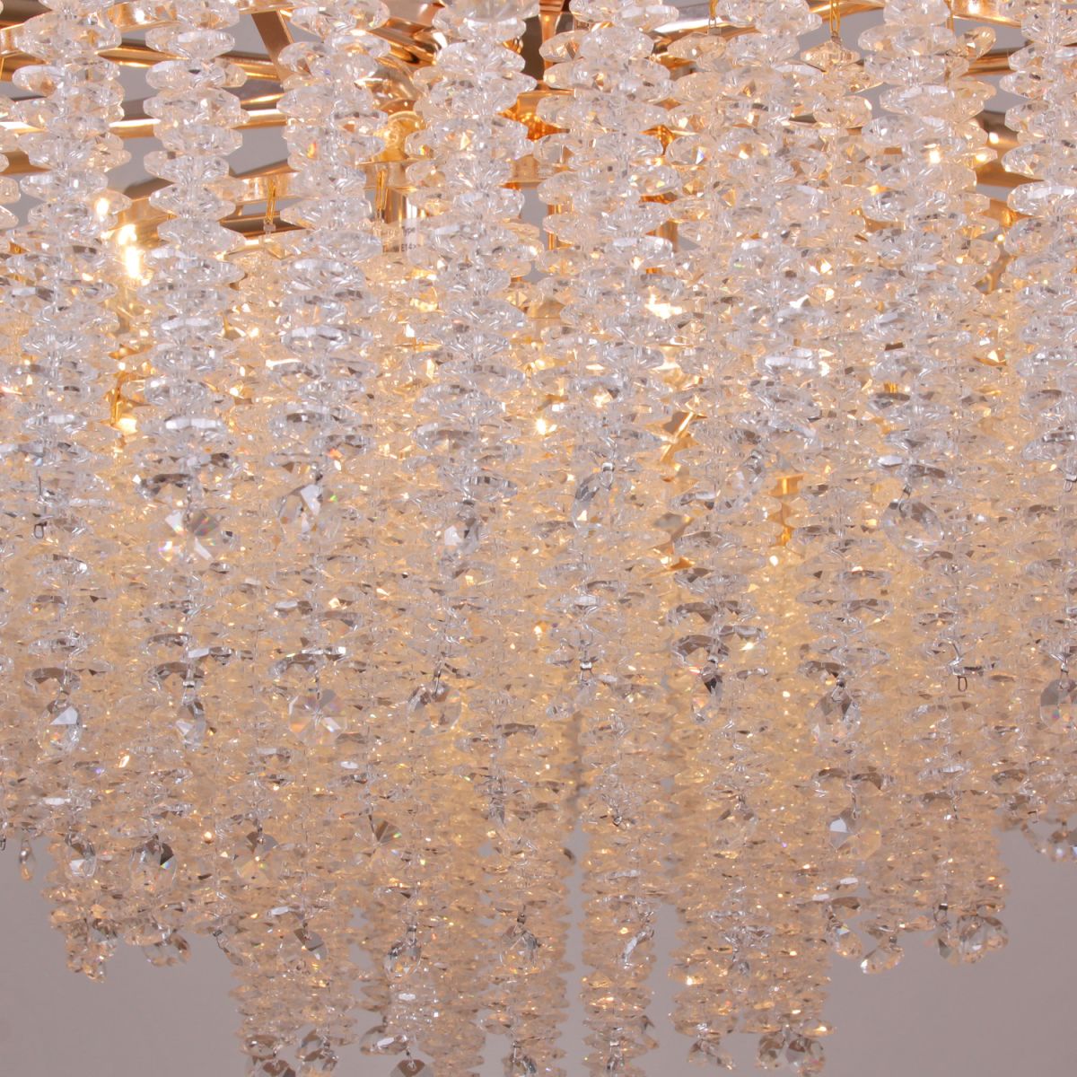 Подвесная люстра Reluce 02098-0.4-800 MX GD