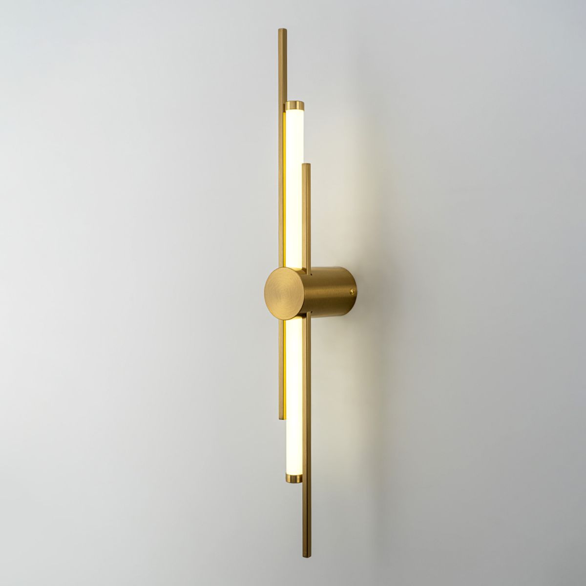 Настенный светильник Modelux ML.726.600 BS