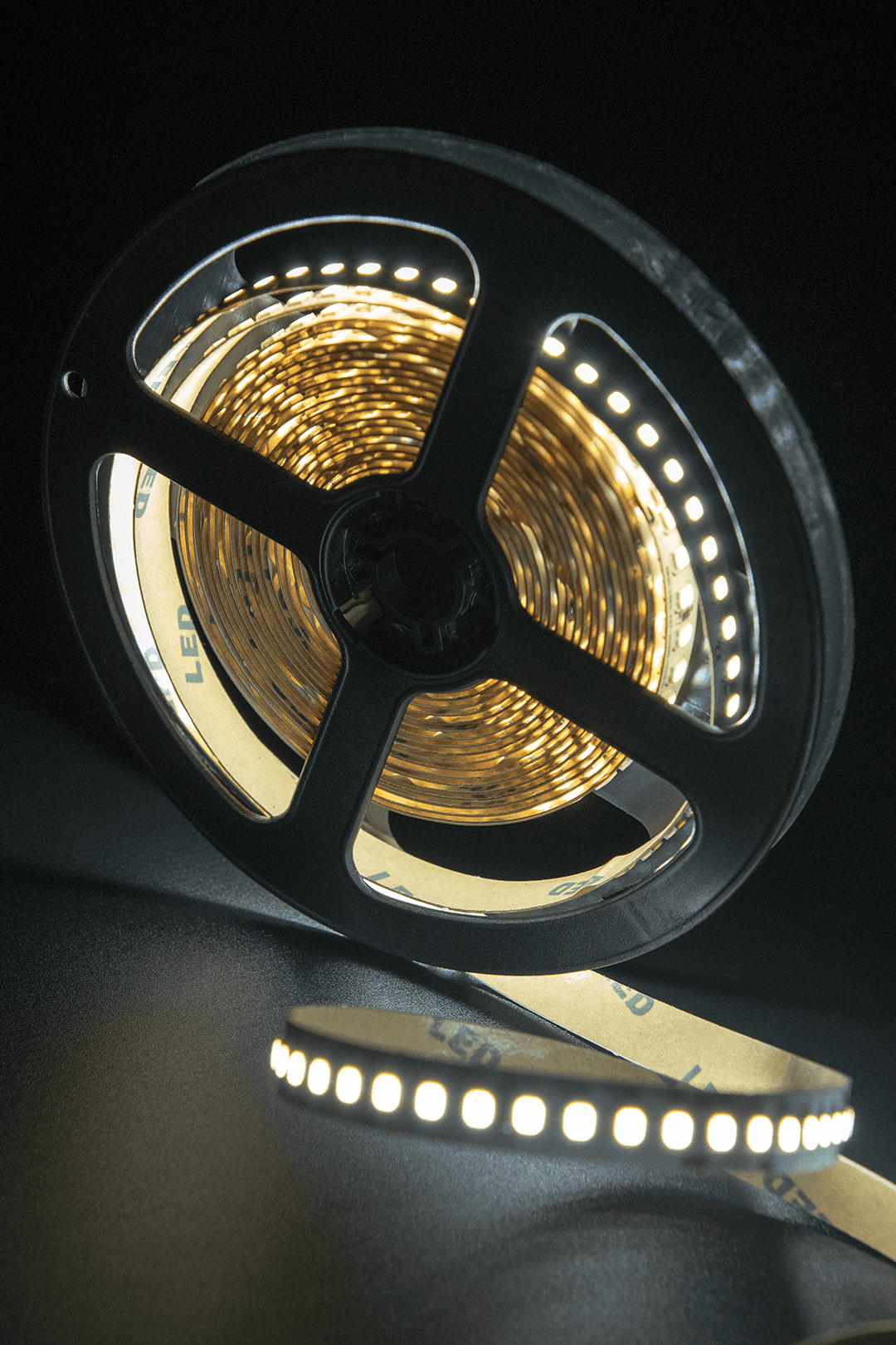 Светодиодная лента SWG SWG2P168-24-17.3-W-20 003489