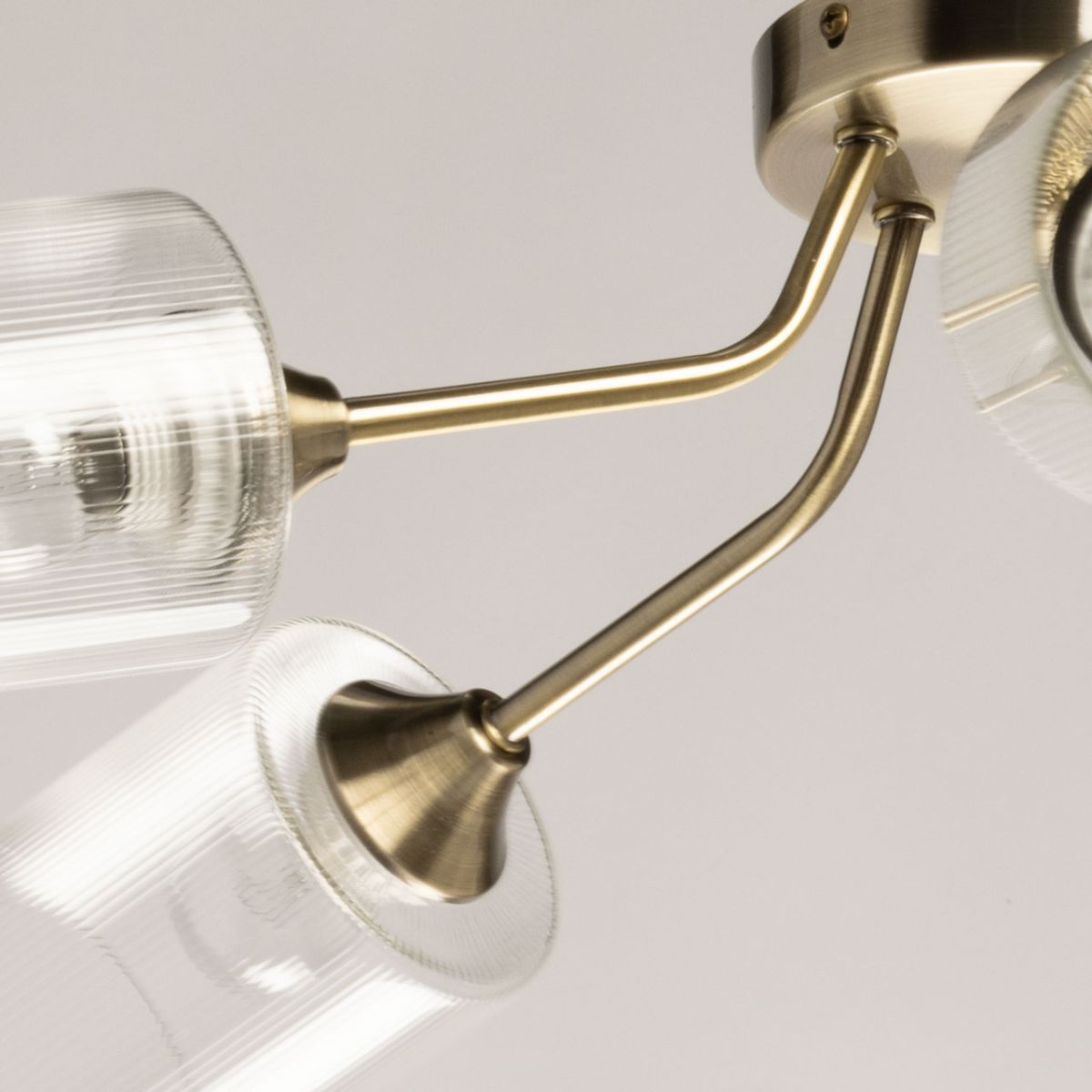 Потолочная люстра De Markt City Олимпия 106011905