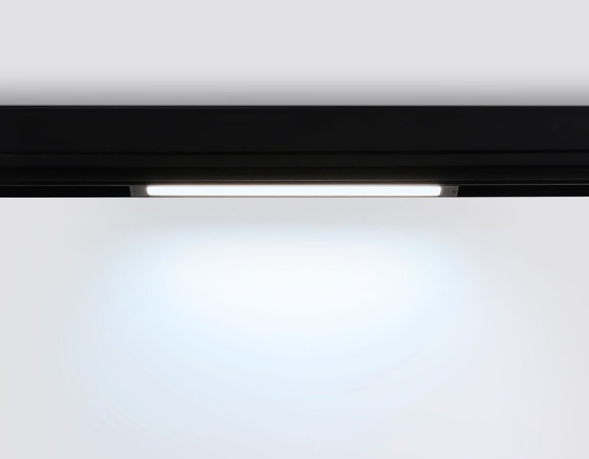 Трековый магнитный светильник Ambrella Light Magnetic 220V GL1262