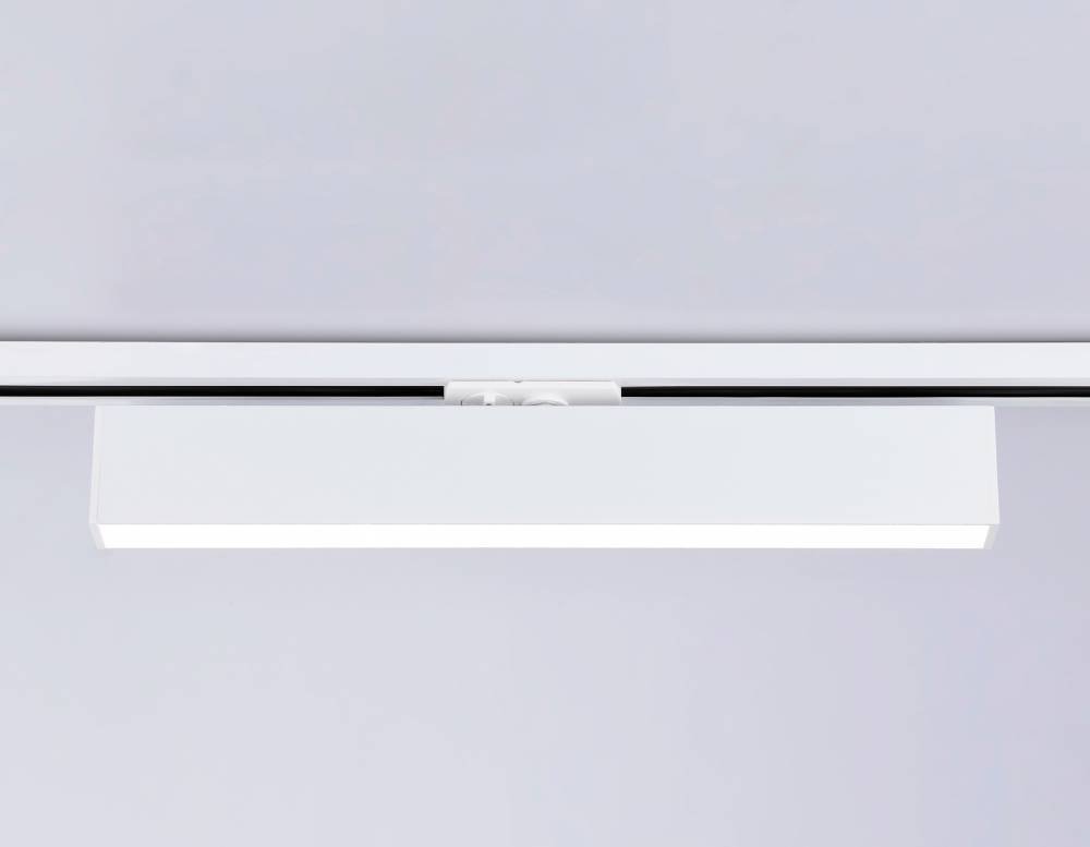 Трековый однофазный светильник Ambrella Light Track System GL6772